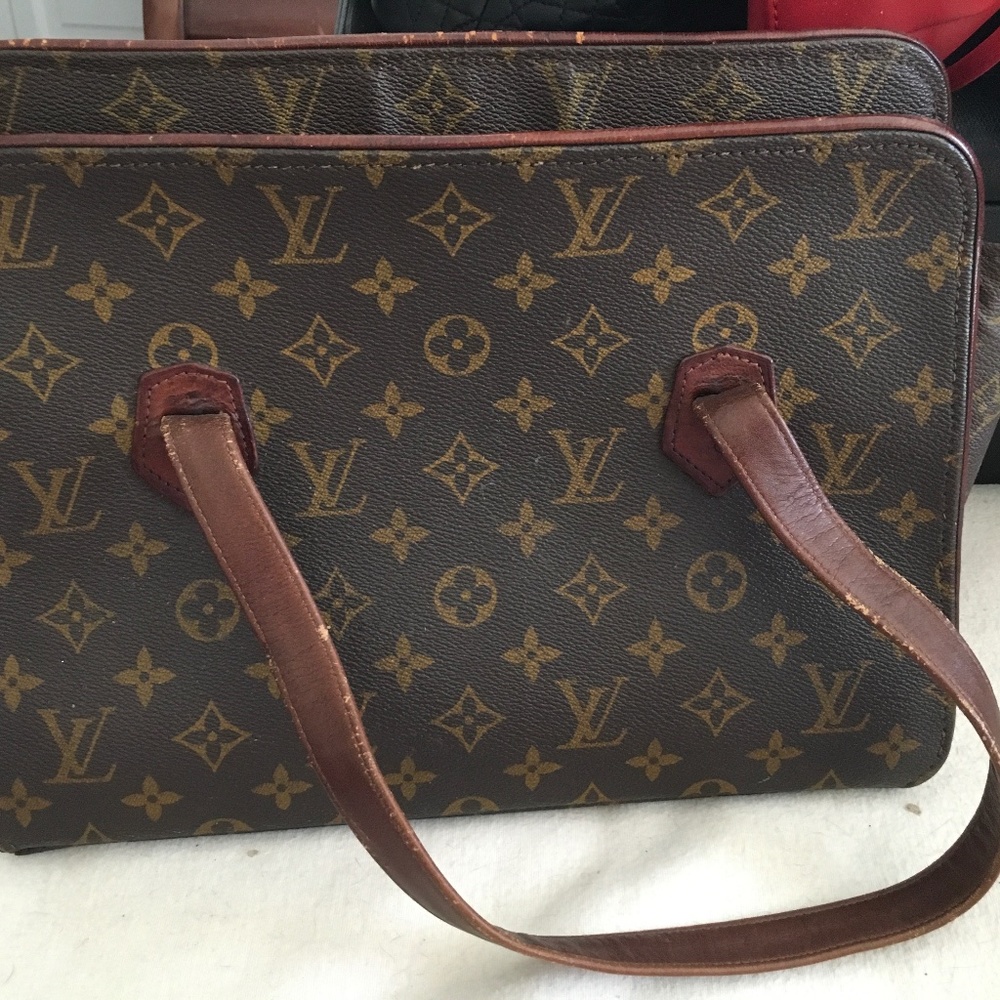 Rare vintage Vuitton purse from the early 1950’s